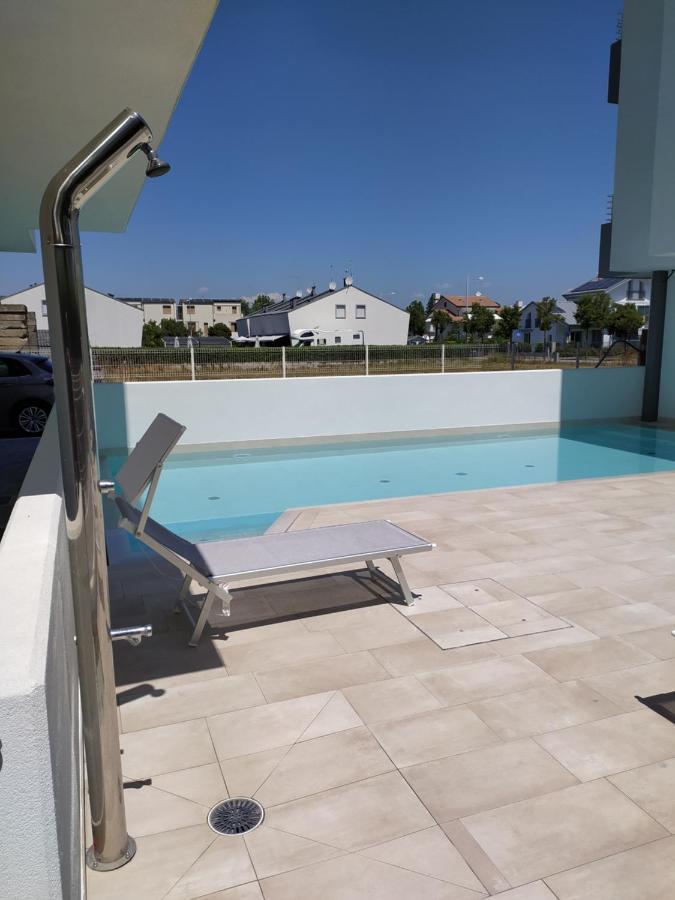 Jesolo Appartamenti F2 - Black And White 외부 사진